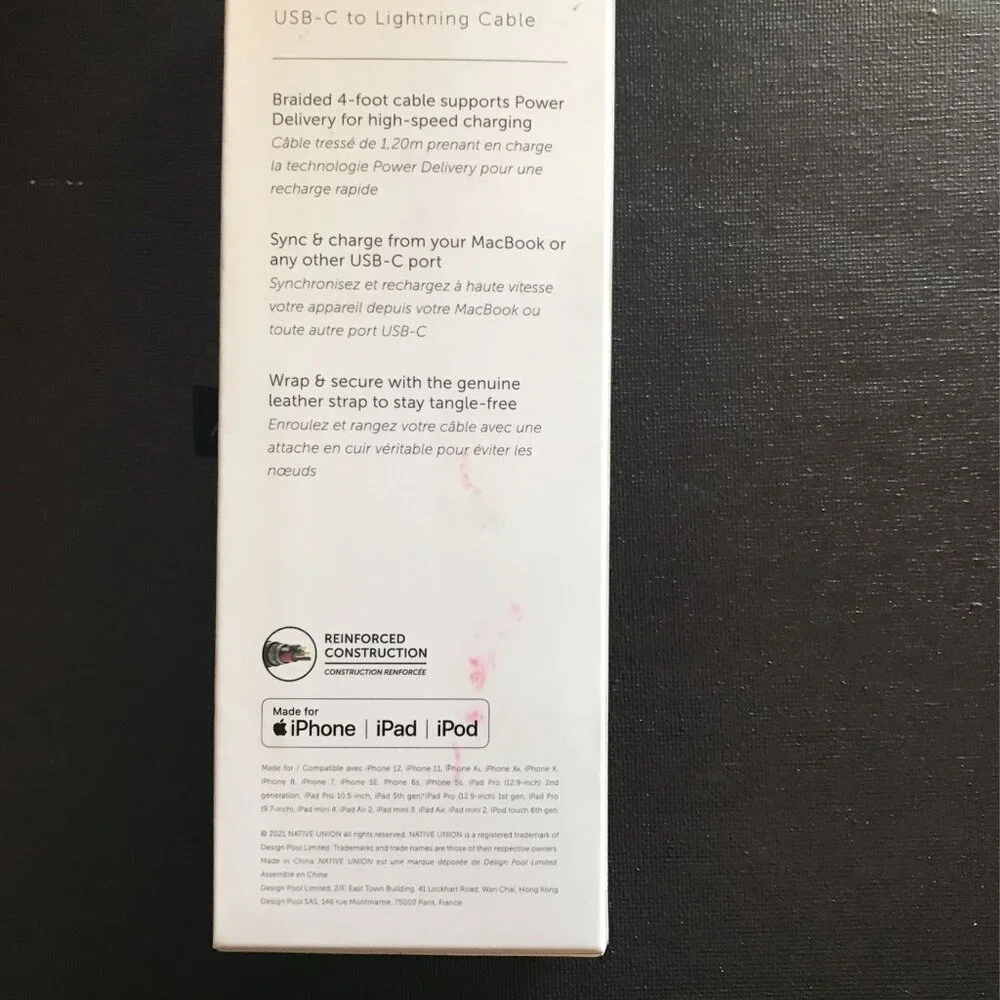 Native Union - 4' Lightning-to-USB Type C Cable - Zebra